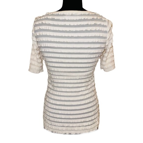 Karen Kane Ivory Ruffle Short Sleeve Blouse Size M - Picture 2 of 4